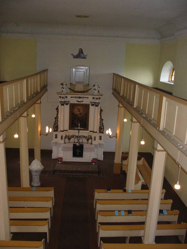 sompolnochurchinterior3.JPG